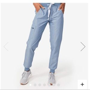 Figs Women’s Zamora Jogger Scrub Pants in color Heather Indigo